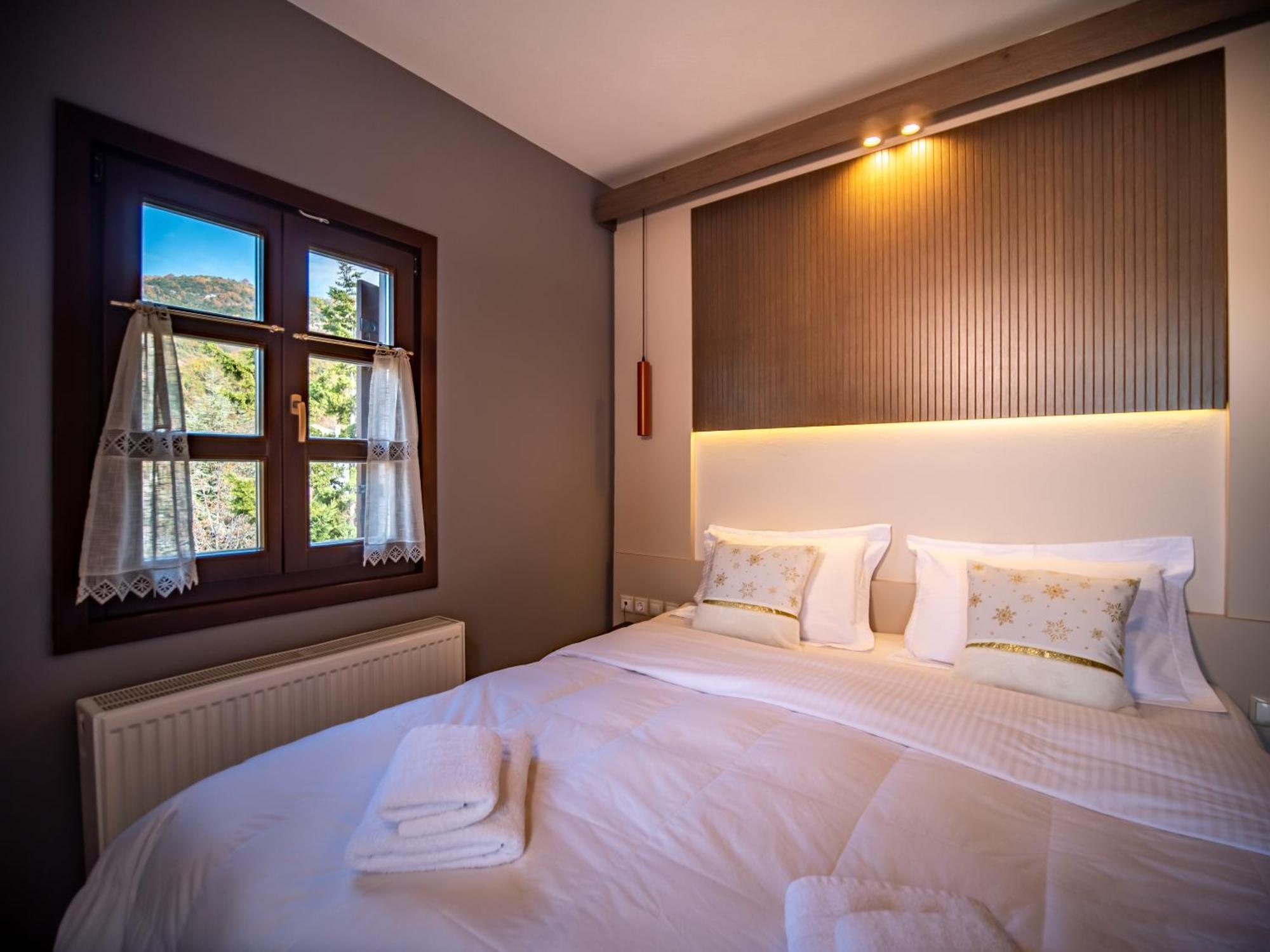 Erofili Hotel & Suites Портарія Екстер'єр фото