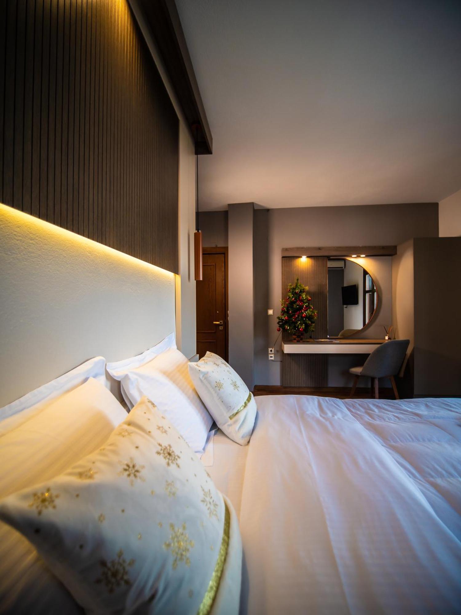 Erofili Hotel & Suites Портарія Екстер'єр фото