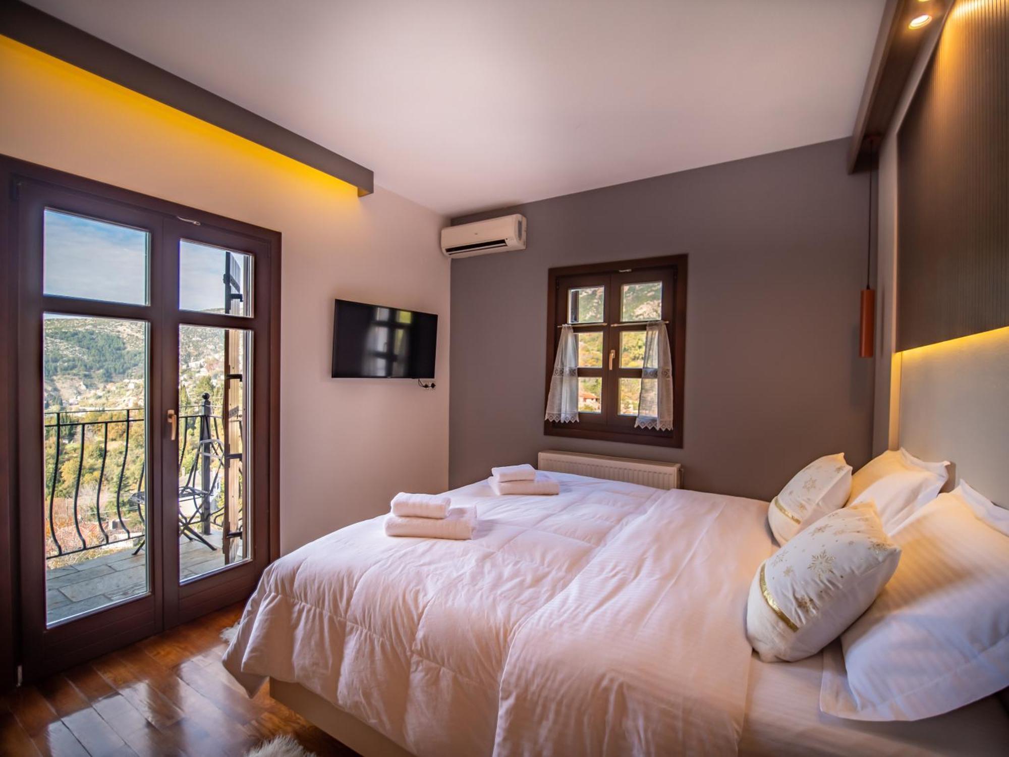 Erofili Hotel & Suites Портарія Екстер'єр фото