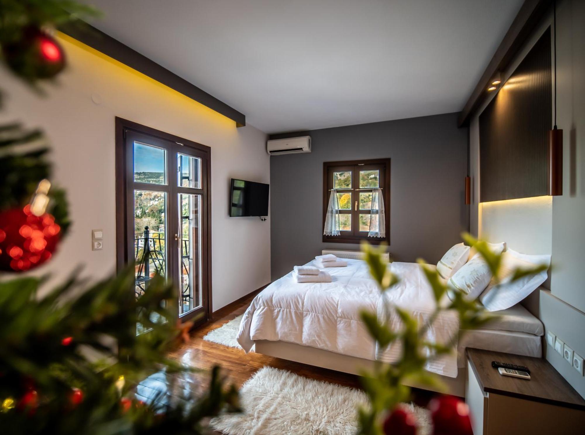 Erofili Hotel & Suites Портарія Екстер'єр фото